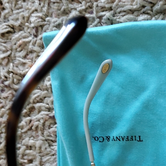Tiffany and Co sunglasses - Picture 4 of 6